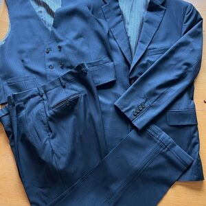 Tom James Men’s black and gray thin pinstriped, 3 piece suit